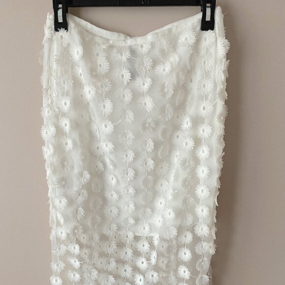 NWT By Anthropologie 3D Texture Sheer Slip Midi Skirt size Small - Picture 7 of 11